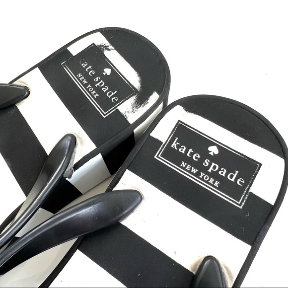 kate spade ♠️ sz 8 Rhett Wedge slides Sandals flip flops black and white - Picture 15 of 15